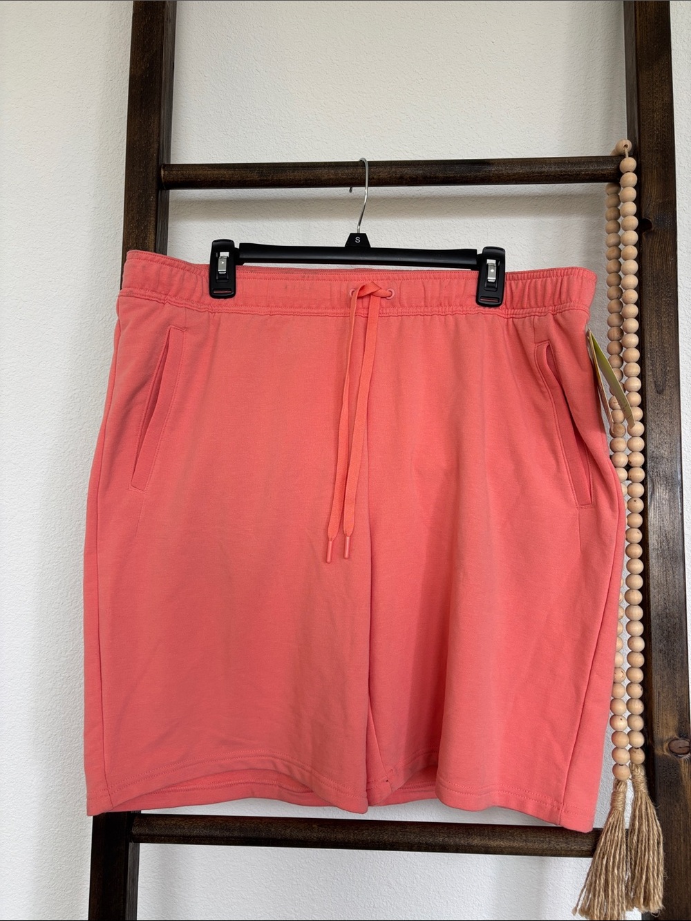 🩳Target Men’s Coral Drawstring Athletic Shorts
